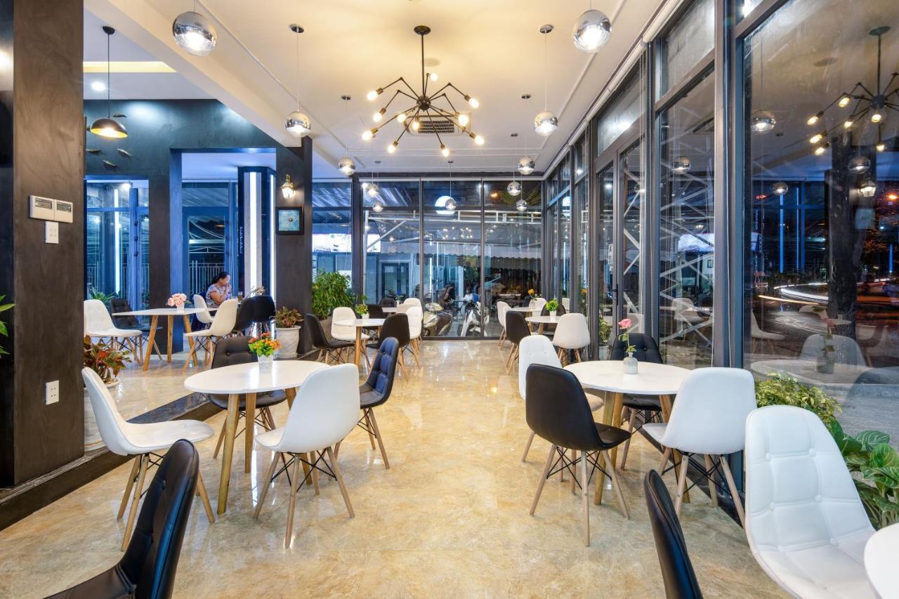 Bamboo Hotel Da Nang Exterior photo