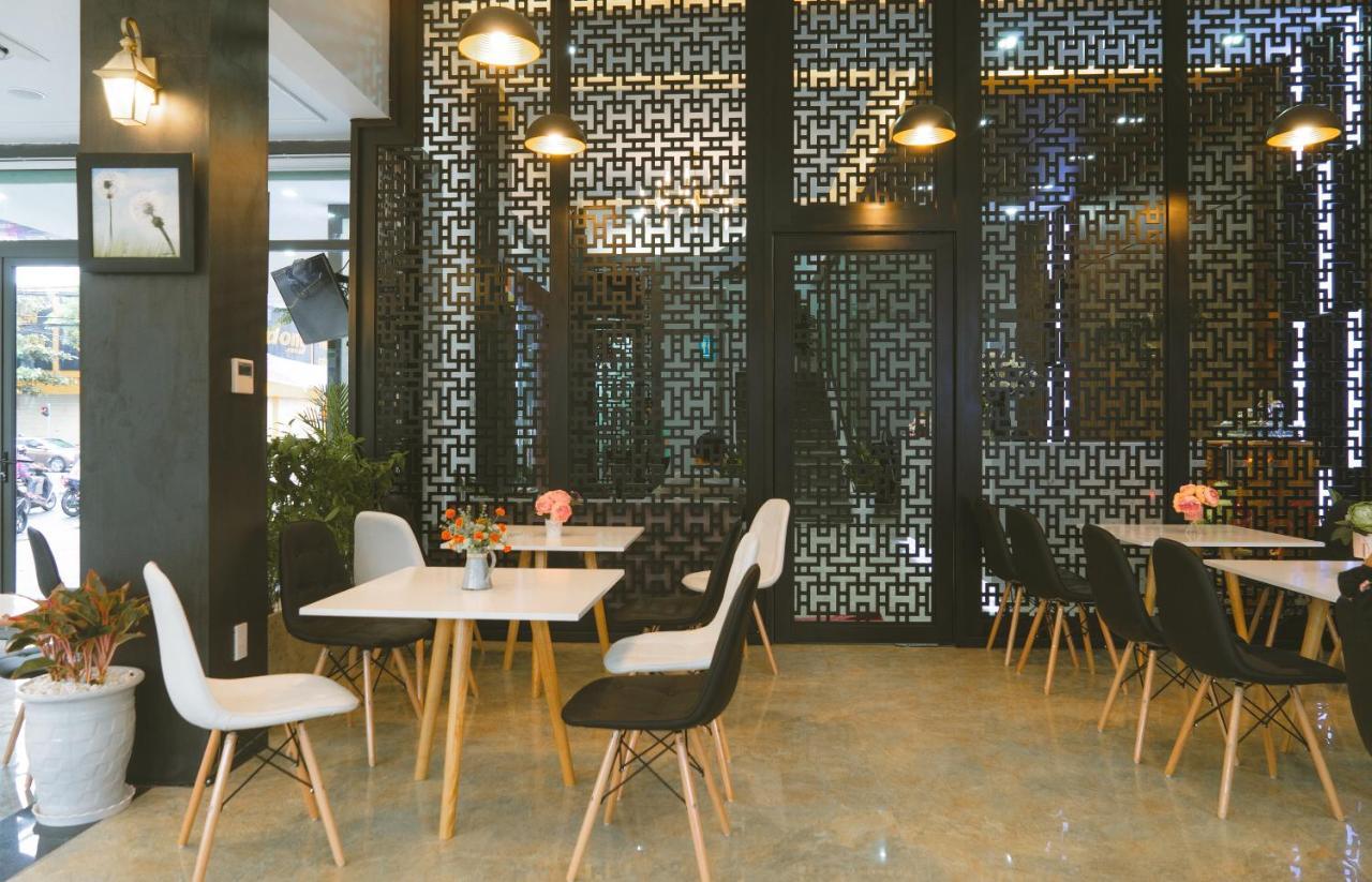 Bamboo Hotel Da Nang Exterior photo